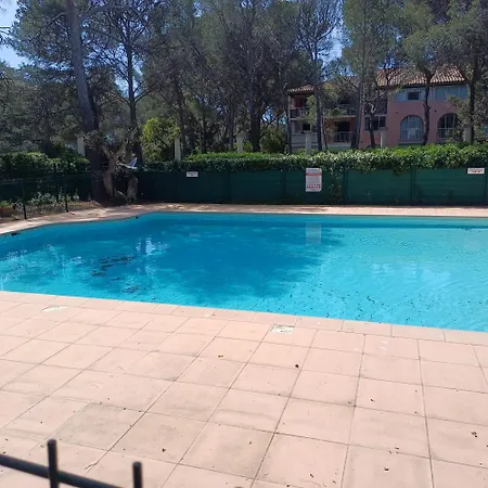 Week End A La Apartment Frejus